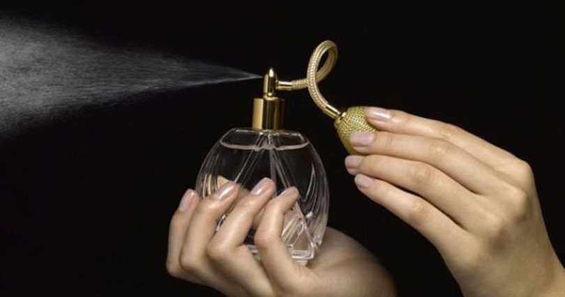 چند پاف میشه یک گرم عطر